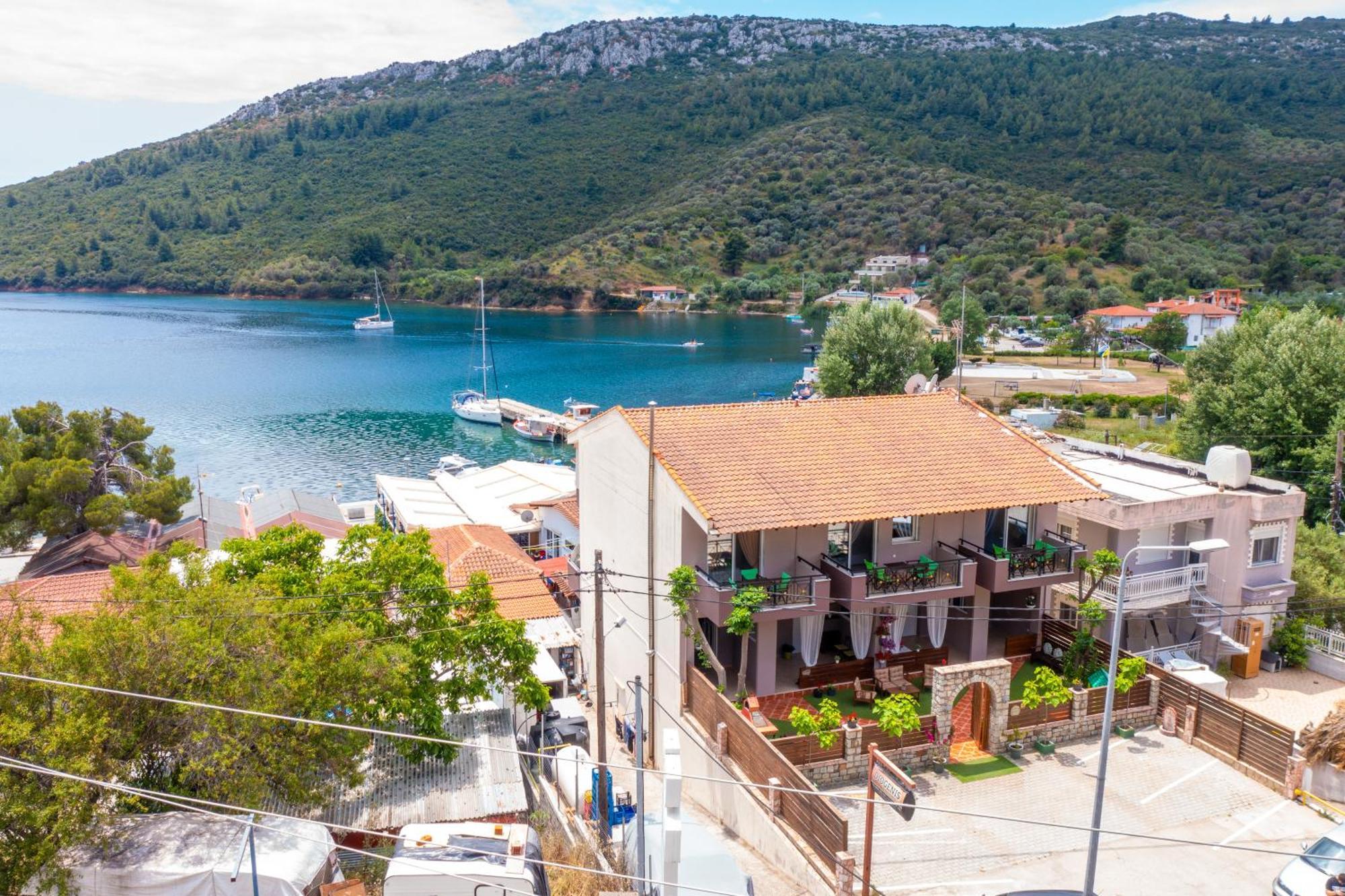 Diogenis Πόρτο Κουφό